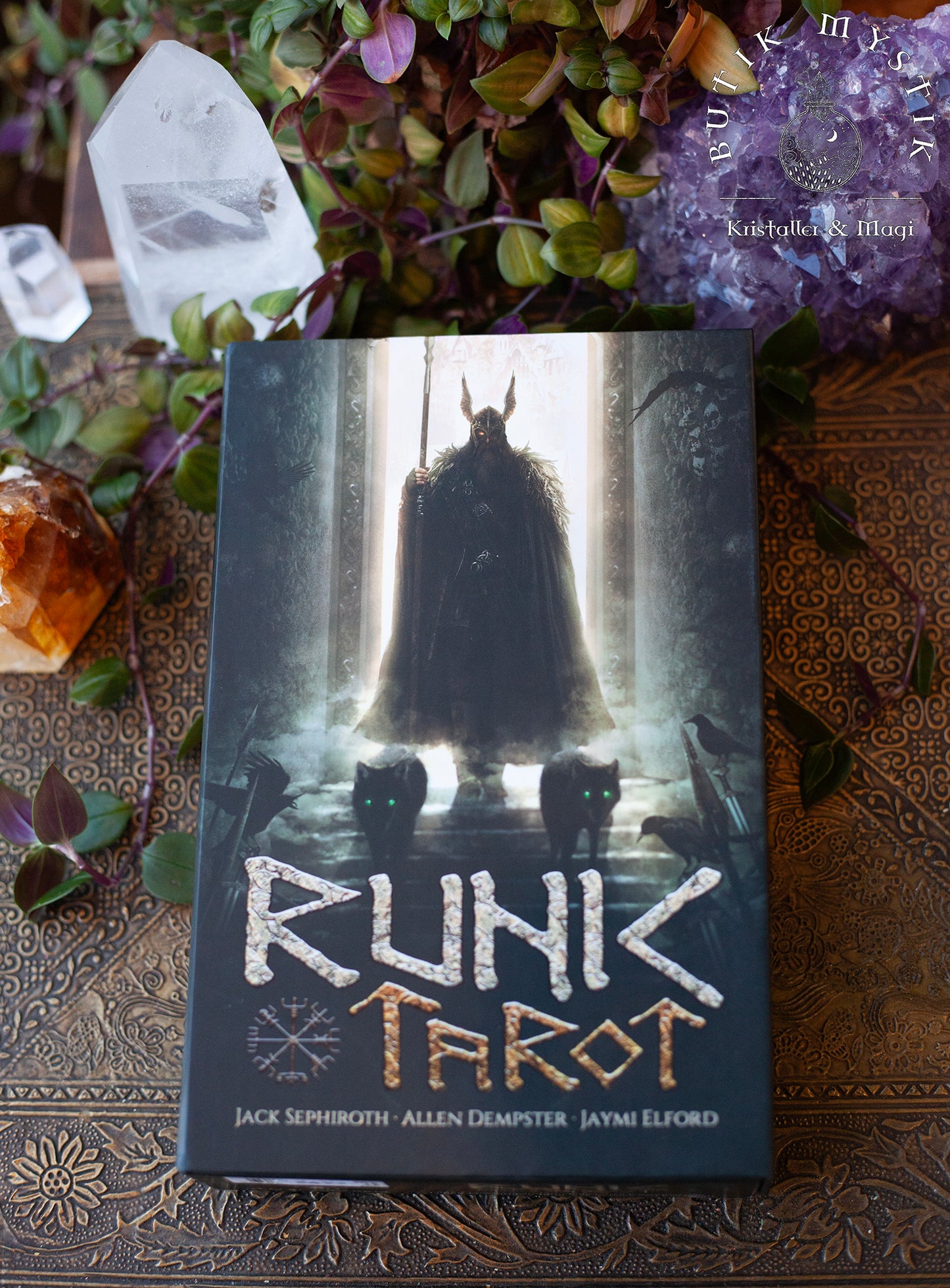 Runic Tarot - med stor bok - engelska