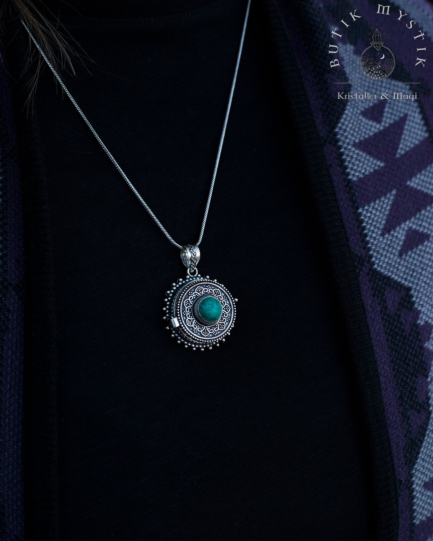 Pillbox Halsband i silver - Turkos