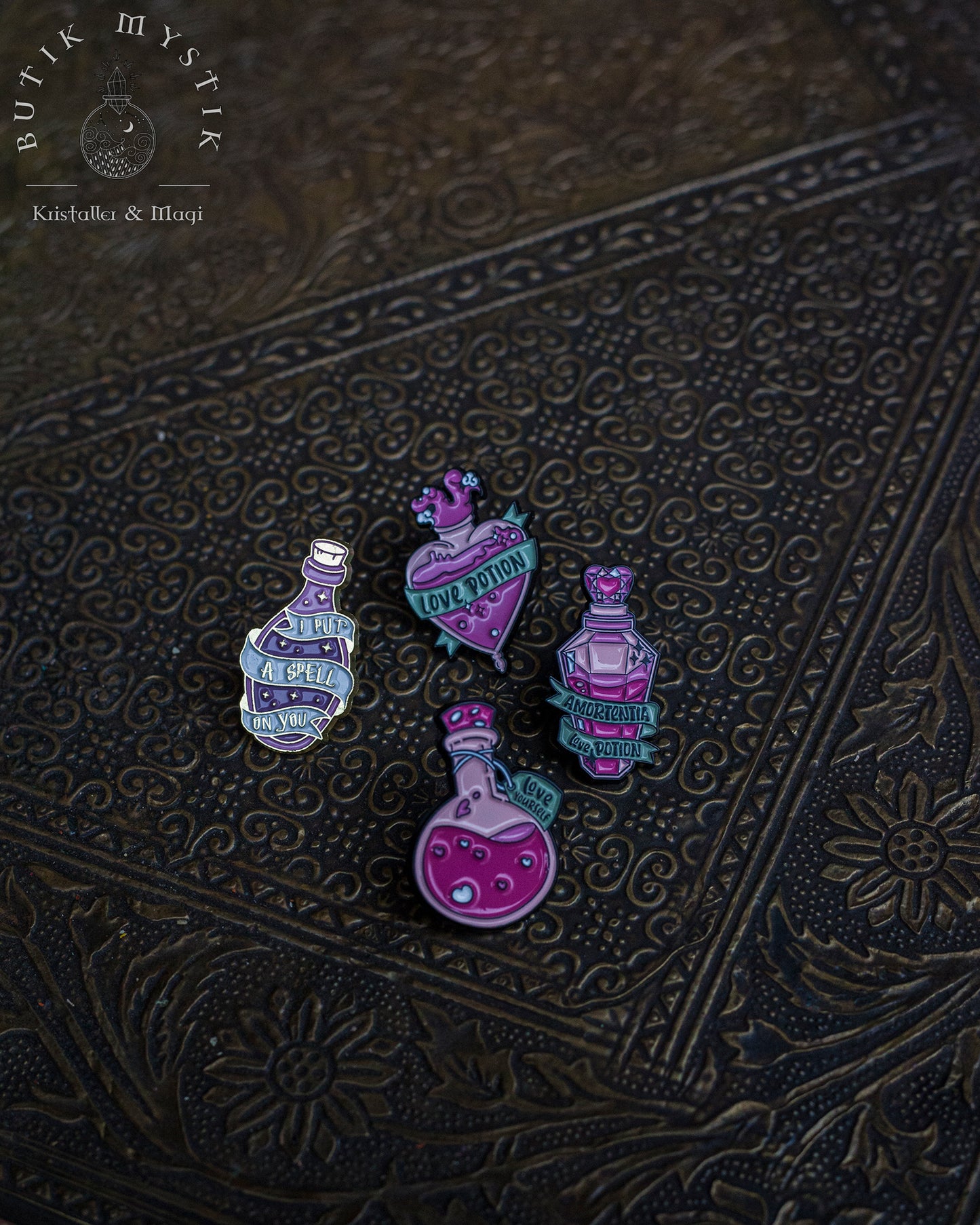 Set av 4 Pins - Potions