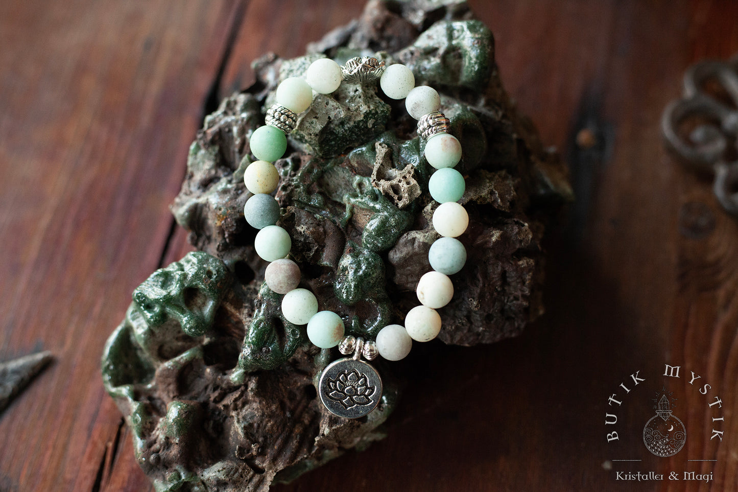 Armband i kristall - Amazonit Om