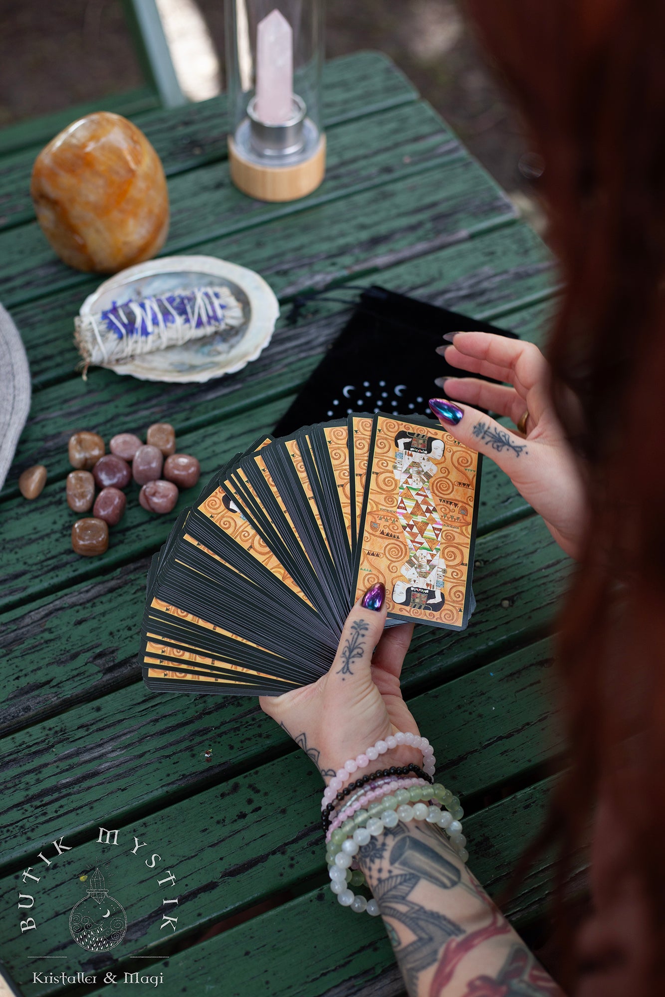 Golden tarot of Klimt
