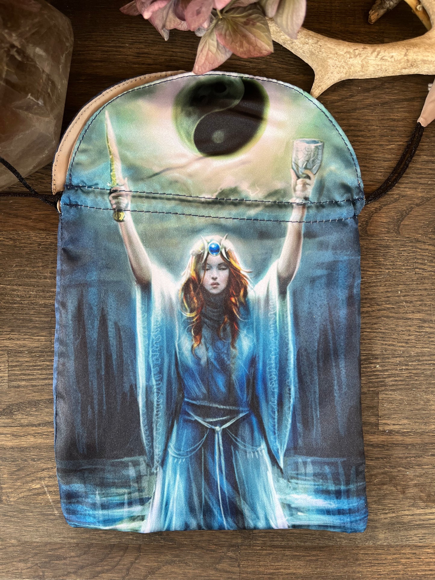Tarotkortspåse i satin - Prästinna