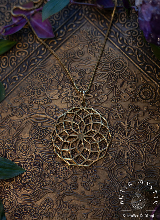 Halsband i mässing - Mandala