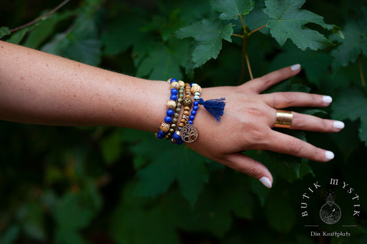 Boho armband i trä och mässing - Blå