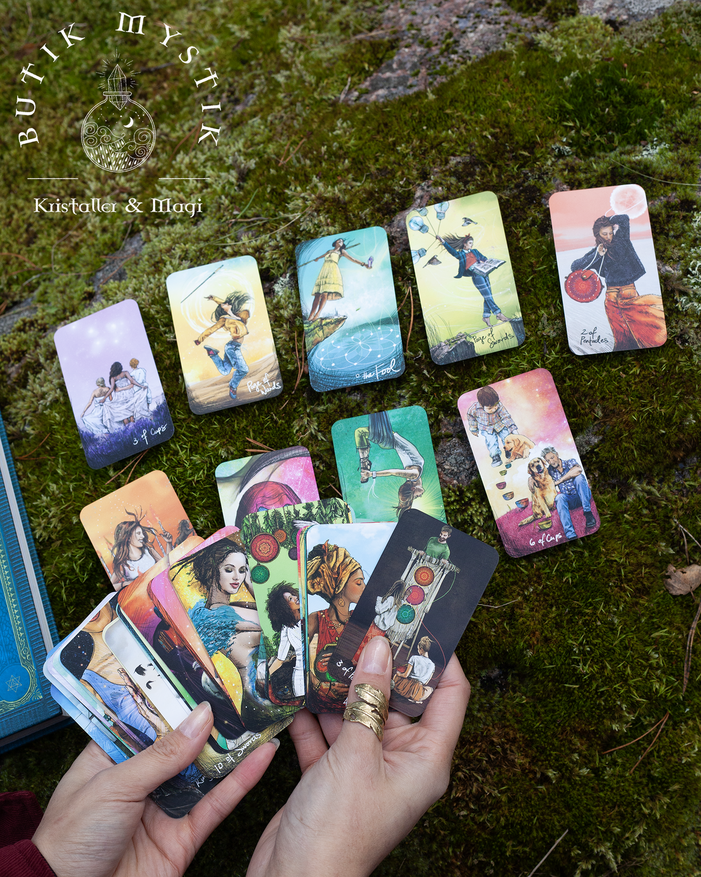 Light Seer's mini-tarot i plåtask