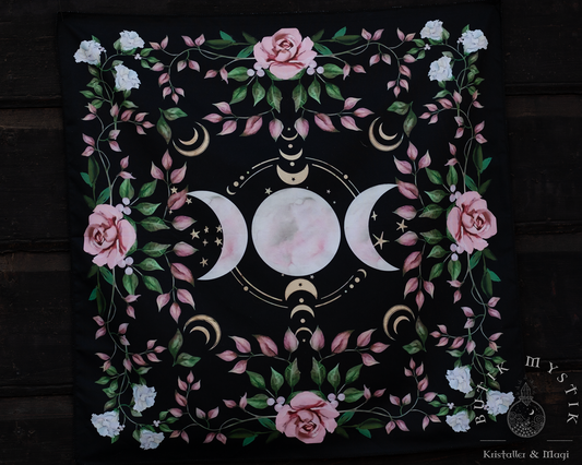 Häxig  altar duk - Månfaser och rosor
