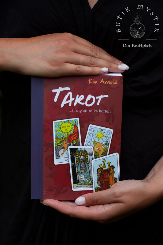 Tarot - Lär dig att tolka korten - Kim Arnold - Svensk bok