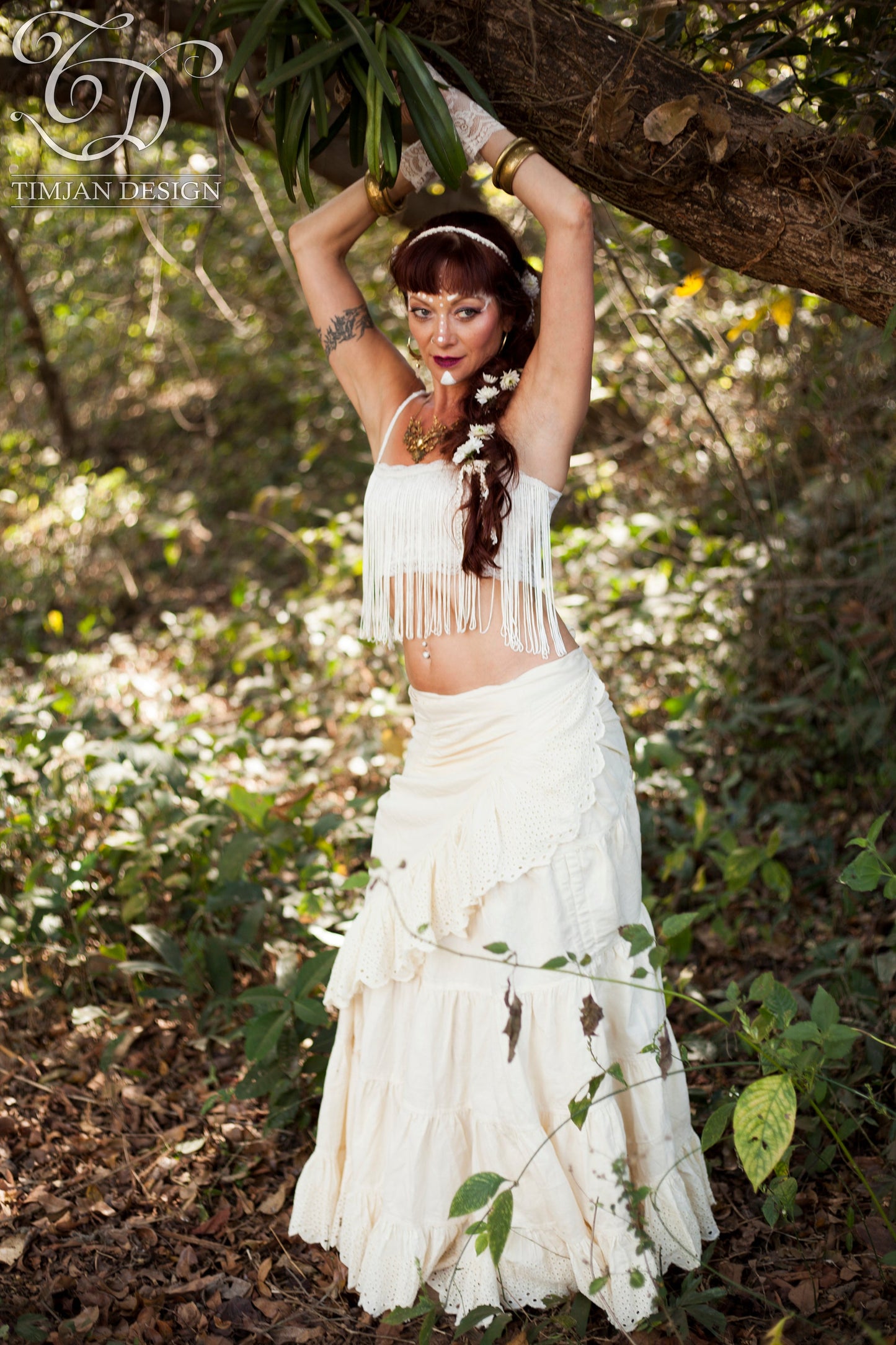 ASTRAL LACE TOP - Off white with tassels