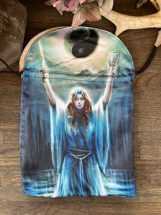 Tarotkortspåse i satin - Prästinna